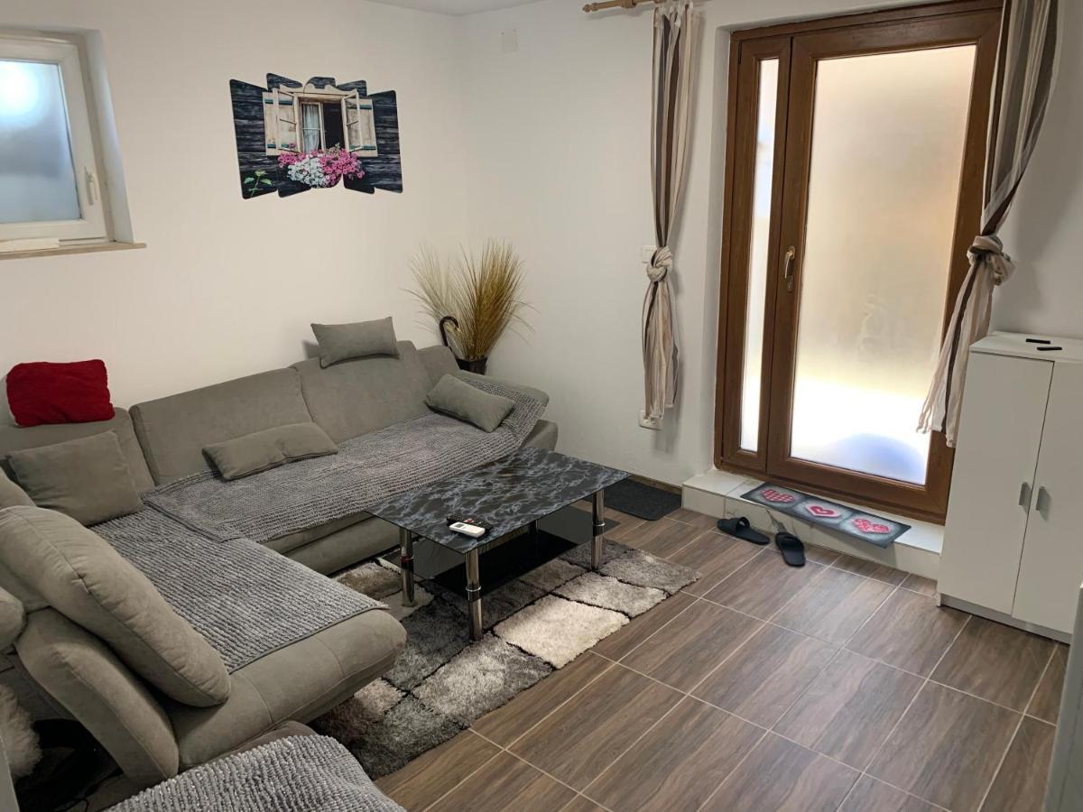Apartment Old Town Izola Bagian luar foto
